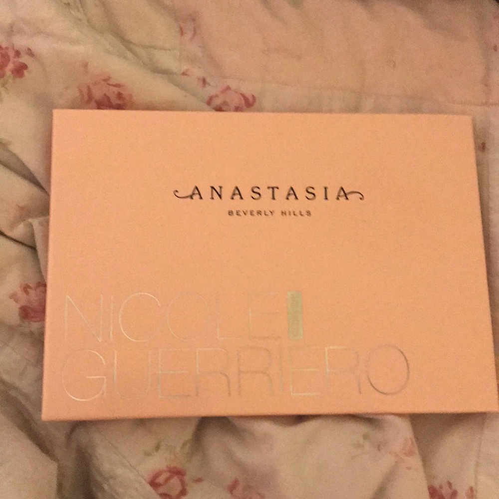 Highlighter palette
